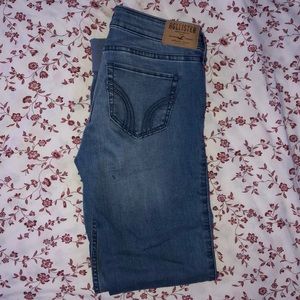 Hollister skinny jeans